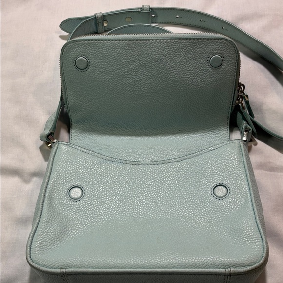 Kate Spade Light Blue Run Around Crossbody Bag EUC - Picture 3 of 13